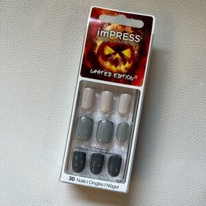 NIB imPRESS press on nails